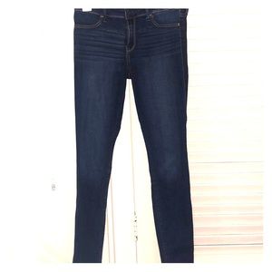 Dark Washed Skinny Jeans